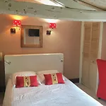 Logis Domaine Du Prieure Szálloda 3*