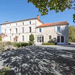 Szálloda Logis Domaine Du Prieure Tonnay-Boutonne