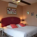普里乌雷洛吉酒庄 3* Tonnay-Boutonne