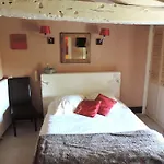 普里乌雷洛吉酒庄 酒店