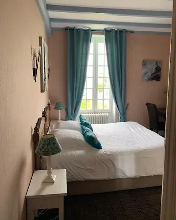 Hotel Logis Domaine Du Prieuré