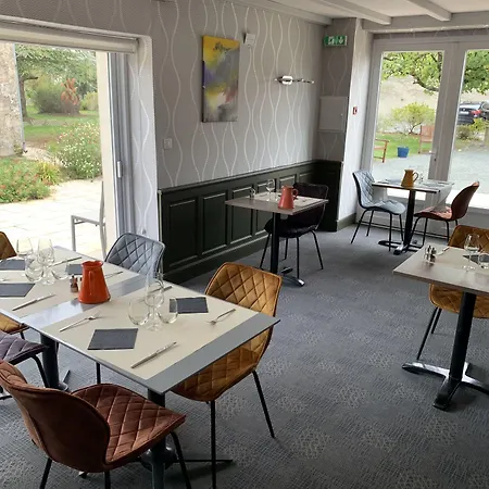 Hotel Logis Domaine Du Prieure