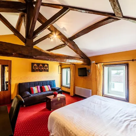 Logis Domaine Du Prieure 3*