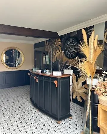 Hotel Logis Domaine Du Prieure