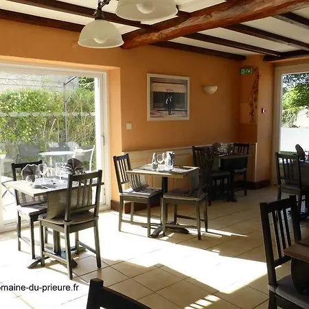 Logis Domaine Du Prieure 톤네이보톤네