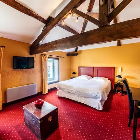 Logis Domaine Du Prieure Hotel