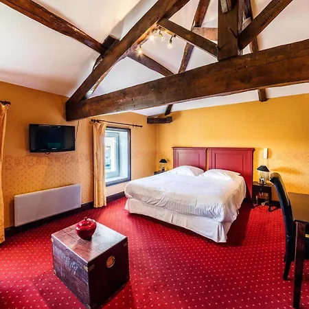 Logis Domaine Du Prieuré Hotel