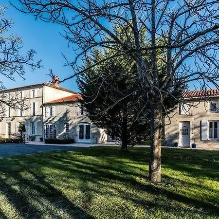 Hotel Logis Domaine Du Prieuré Tonnay-Boutonne